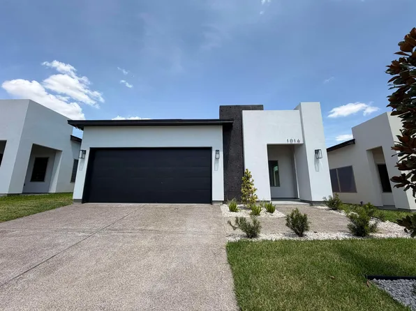 1016 Noyola Loop, Laredo, TX 78046