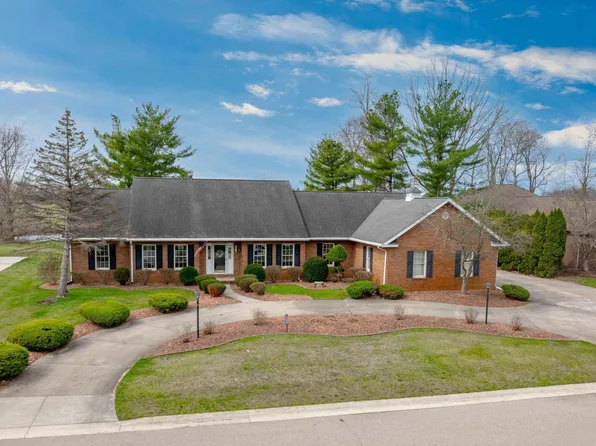 2817 E Prestwick Rd, Winona Lake, IN 46590