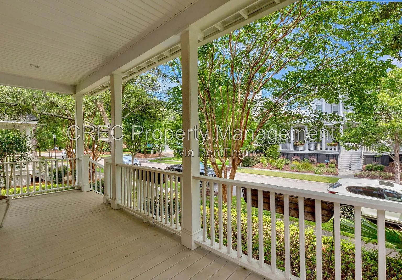 3 bed, 2.5 bath, 2082 sqft, $5,000 — Photo 4