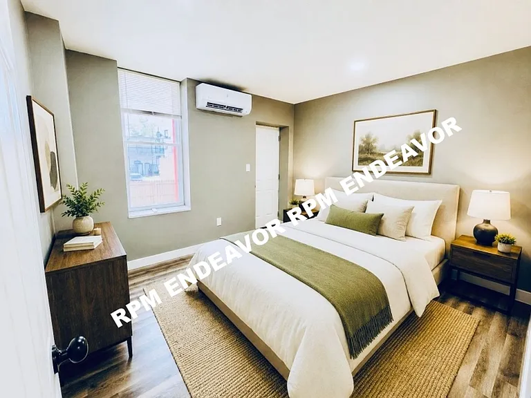 3230 Pulaski St — Photo 12