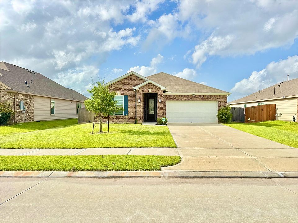 1st image of 1023 Valley Crest Ln
