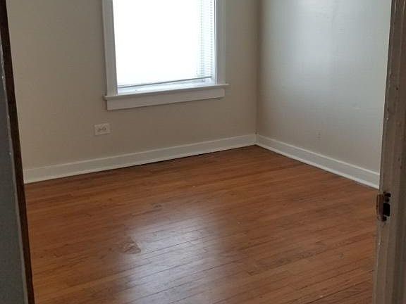 2nd image of 5717 S Prairie Ave #3