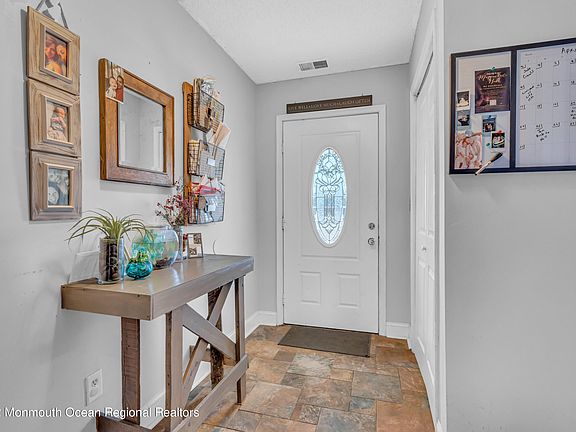 3rd image of 2106 Adams Avenue #1