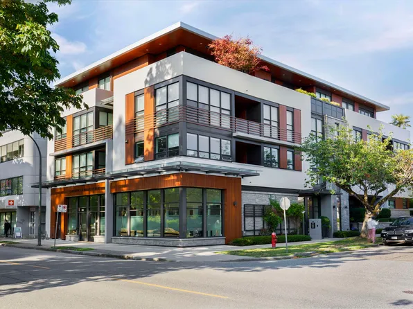 2095 W 44th Ave #203, Vancouver, BC V6M 2G1