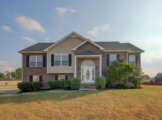 1346 W Rhett Butler Rd, Clarksville, TN 37042