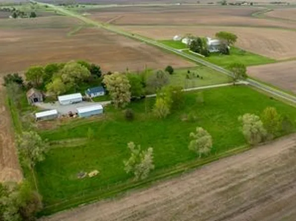 1359 S Four Bridges Rd, Niantic, IL 62551