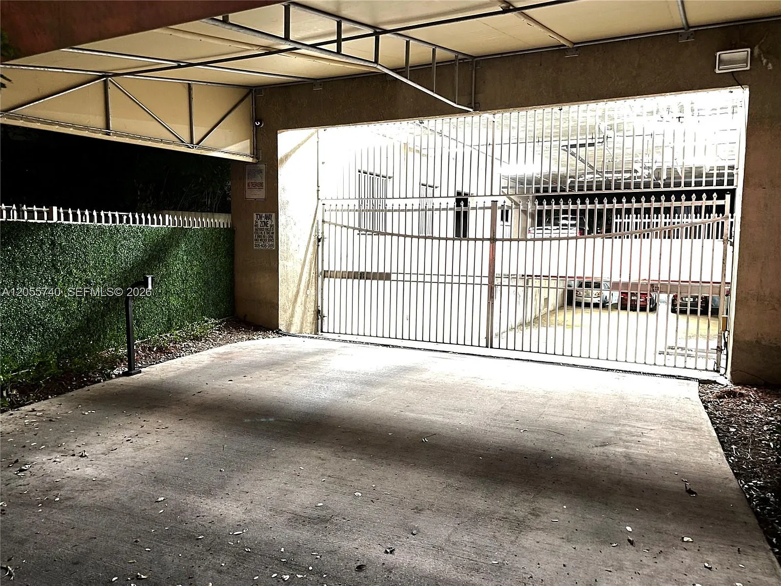 Dixie Grove Residences Co — Photo 4