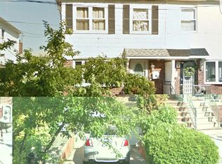 2106 144th St, Whitestone, NY 11357