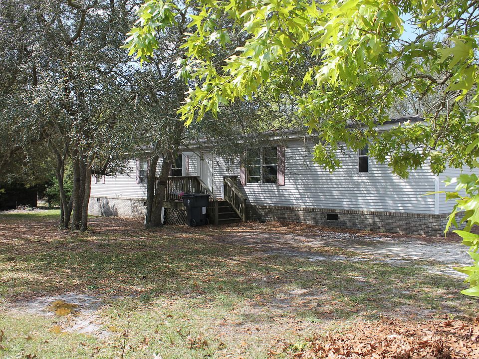 1st image of 708 Live Oak Drive SW