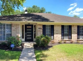 10214 Rippling Fields Dr, Houston, TX 77064