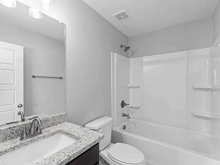 645 Stowe Ct #K — Photo 33
