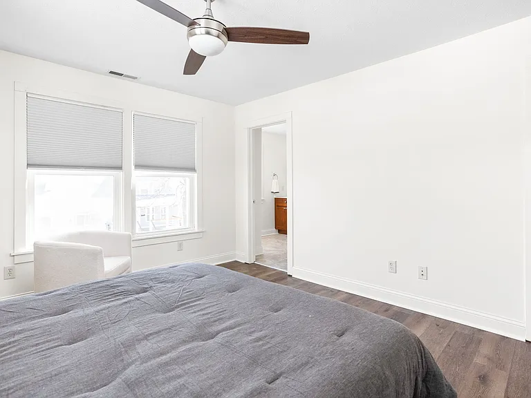 3110 Broadway St — Photo 13