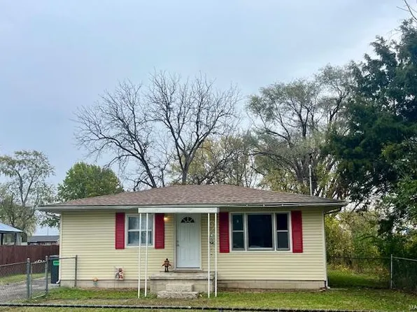 159 Troeckler Ln, Granite City, IL 62040