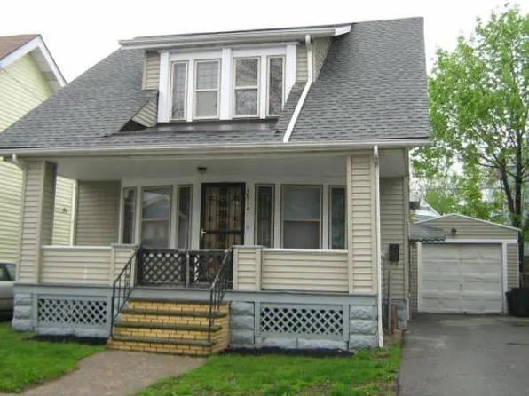 10714 Greenlawn Ave, Cleveland, OH 44108