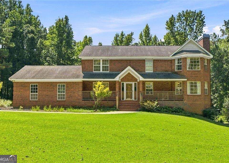 1st image of 35 Oak Grove Ln
