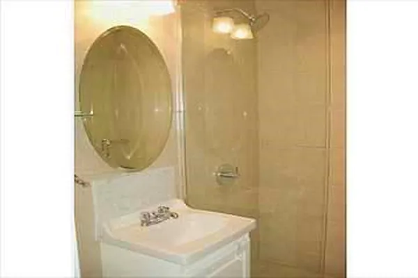 Rented by Keller Williams NYC | media 22