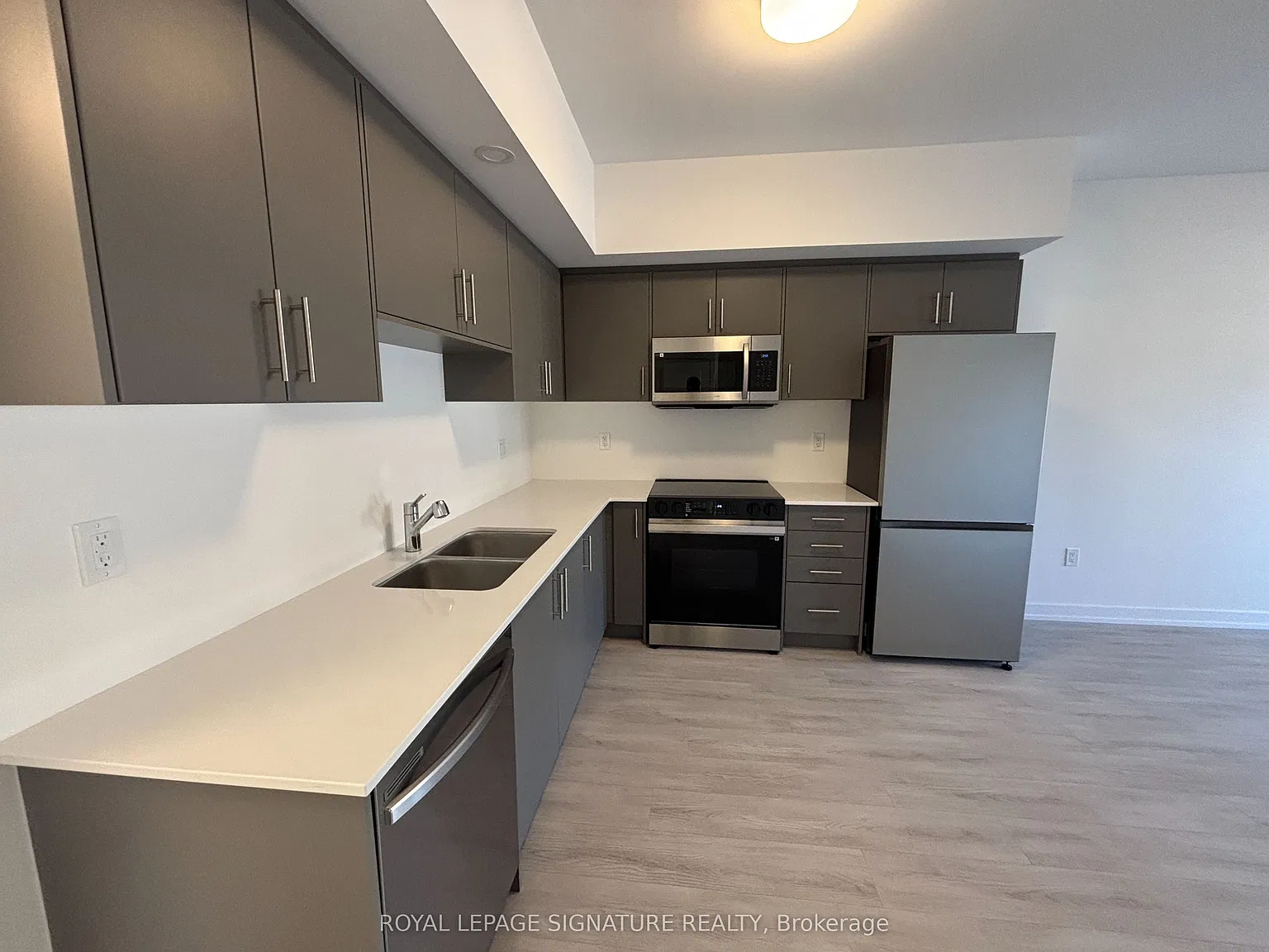 2 bed, $2,300 — Photo 3