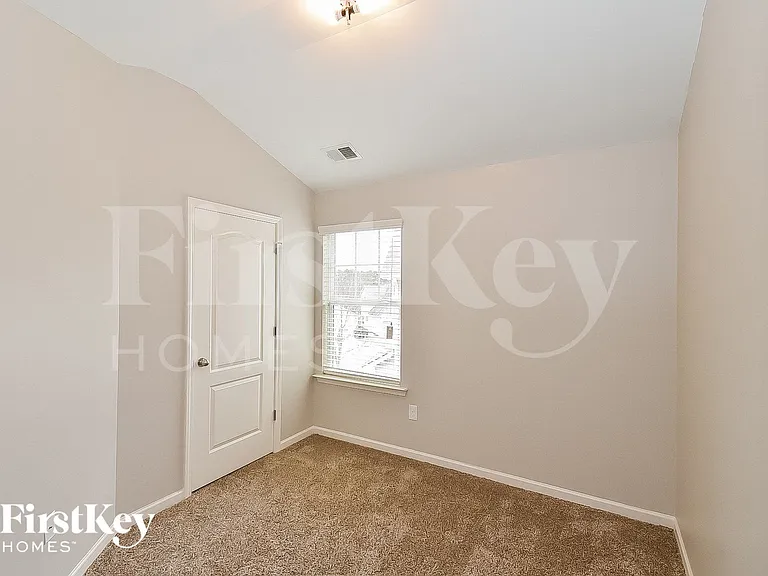 166 Hill Side Way — Photo 11