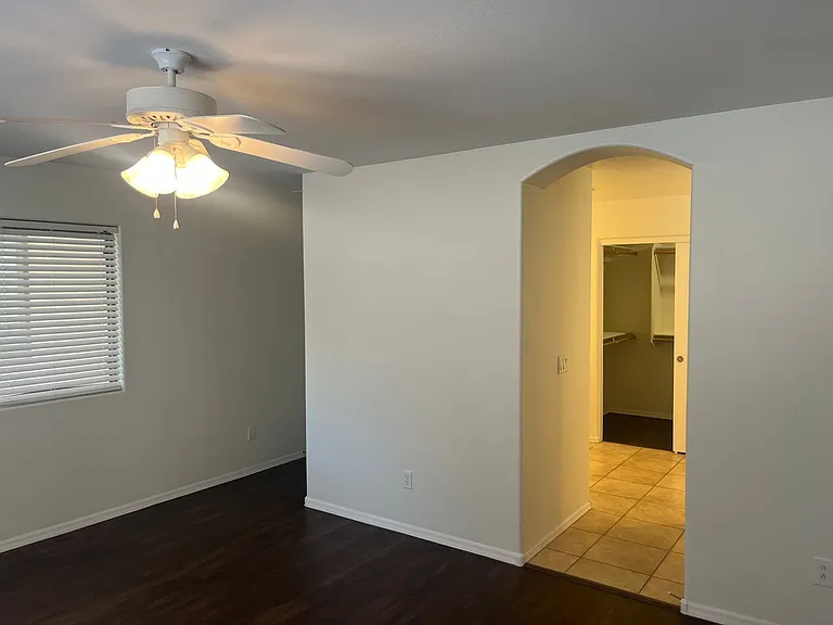 25524 W Williams St — Photo 9