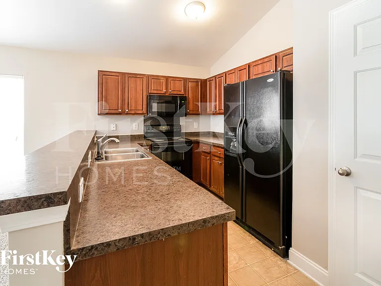108 Farm Quarters Dr — Photo 7