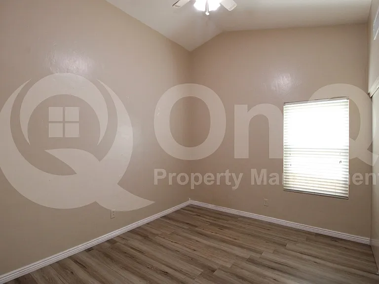 763 W Folley St — Photo 49