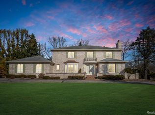 4385 Stoneleigh Rd, Bloomfield Hills, MI 48302