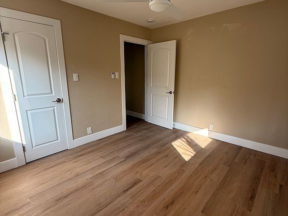 5th image of 3721 Fernwood Ave