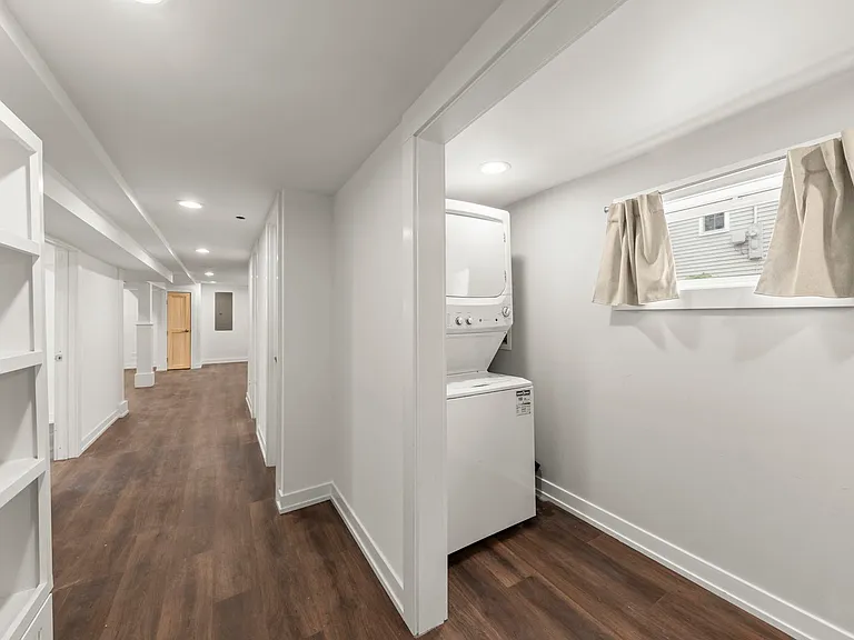 118 N President St — Photo 36