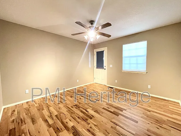 40 Portsmouth Dr — Photo 31