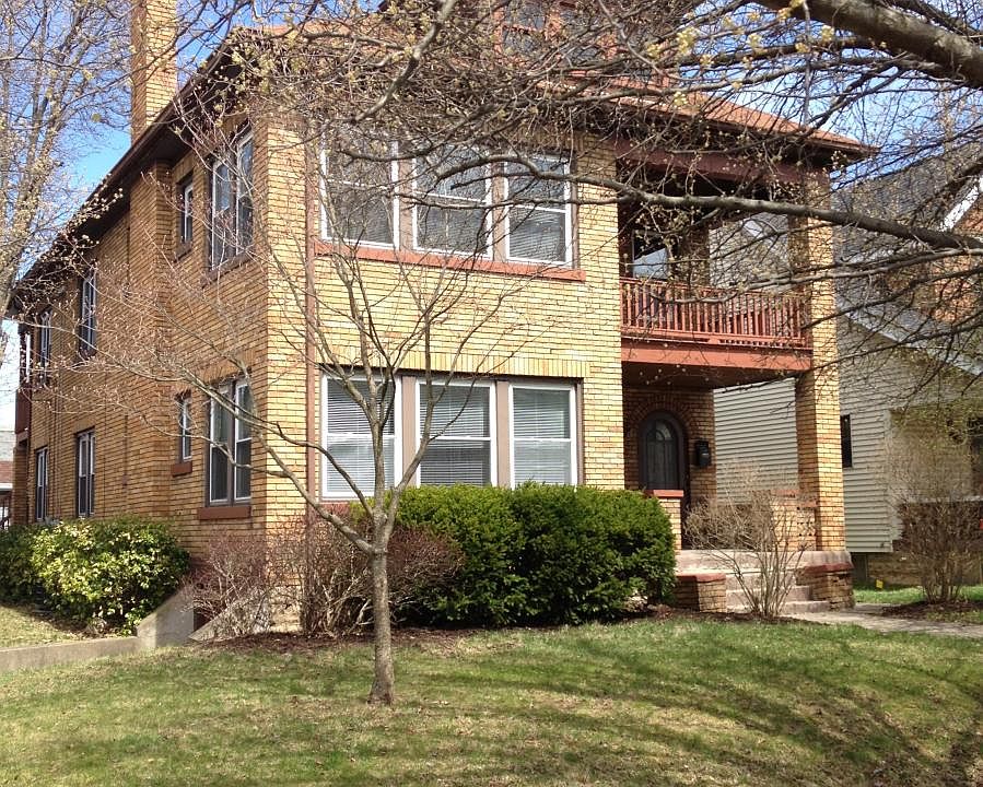 Front of building. Apartment is entire second floor.