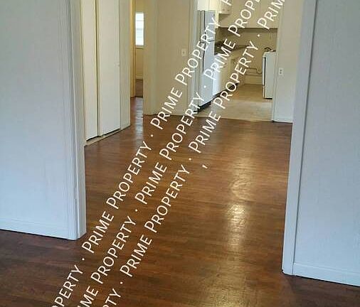 2nd image of 212 N 12th St #2