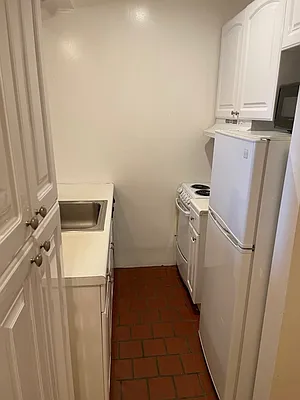Rented by Prince Real Estate Associates LLC | media 6