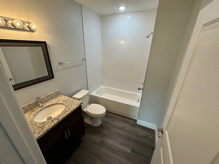 737 Mink Ct #737 — Photo 8
