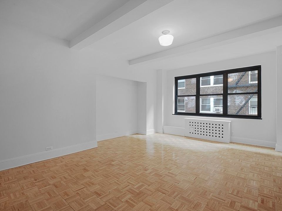 1st image of 310 E 44th St APT 411