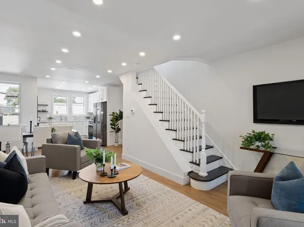 5918 Colgate St, Philadelphia, PA 19120