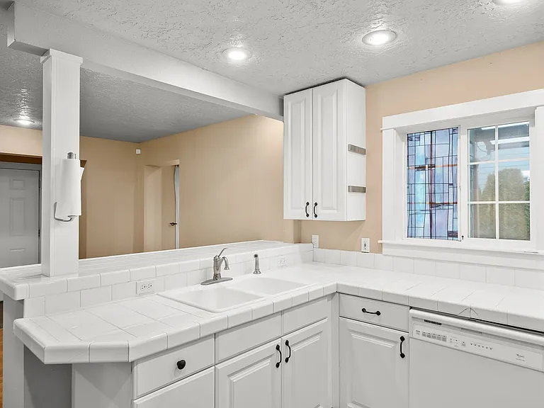 1837 NE 63rd Ave — Photo 14
