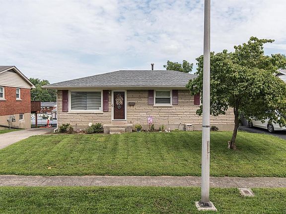 3rd image of 1969 Greenleaf Dr