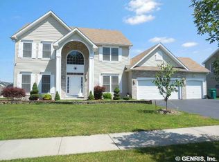 80 W Ham Cir, North Chili, NY 14514
