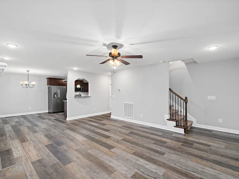 345 Rye Dr — Photo 7