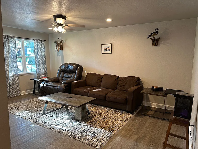 834 Nash St — Photo 10