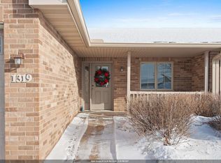 1319 Pond View Cir #59, De Pere, WI 54115