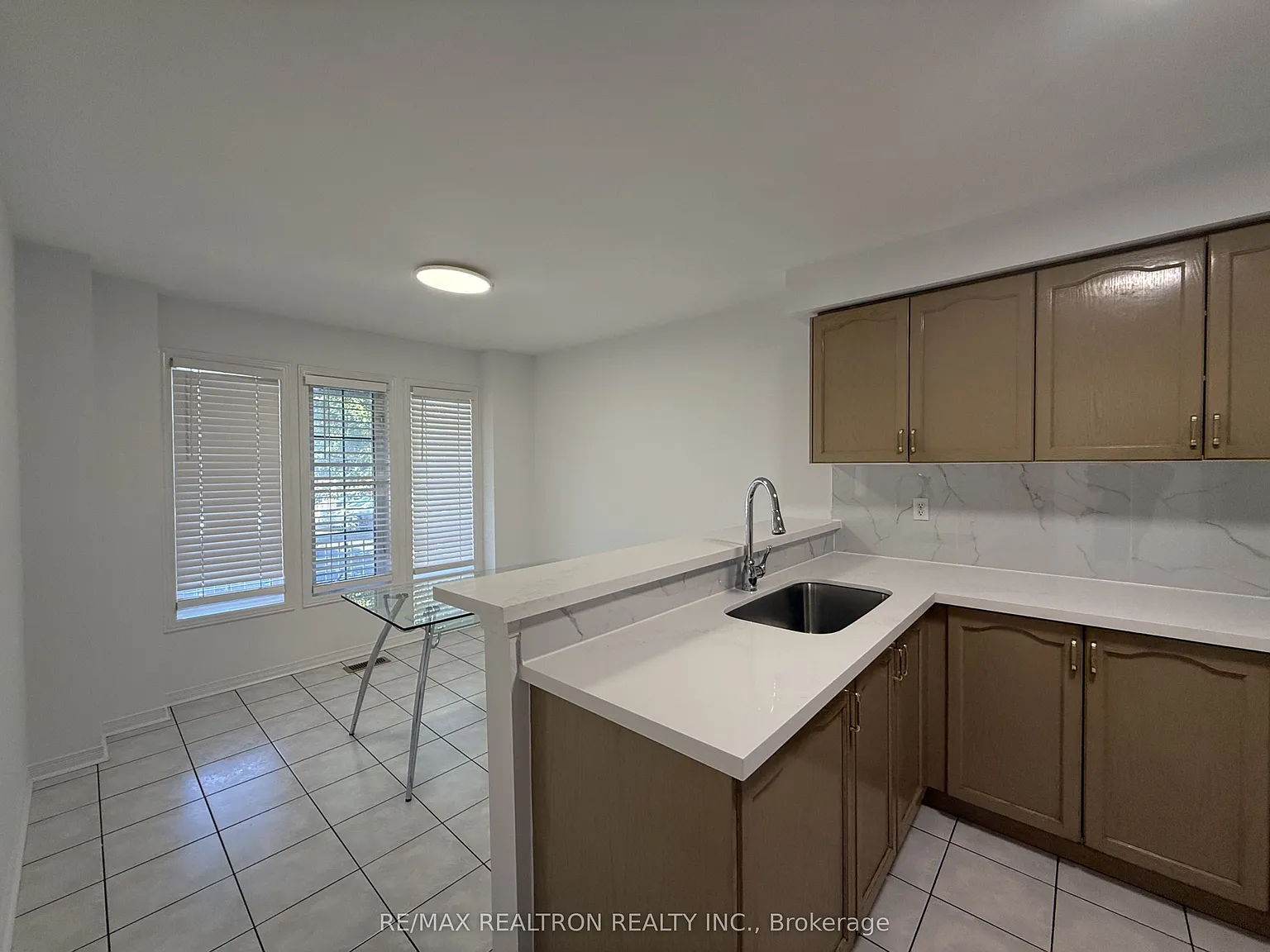 3 bed, $3,600 — Photo 3