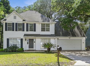 1382 Center Lake Dr, Mount Pleasant, SC 29464