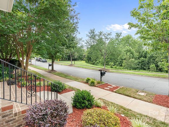 3rd image of 5332 Soaring Eagle Ln