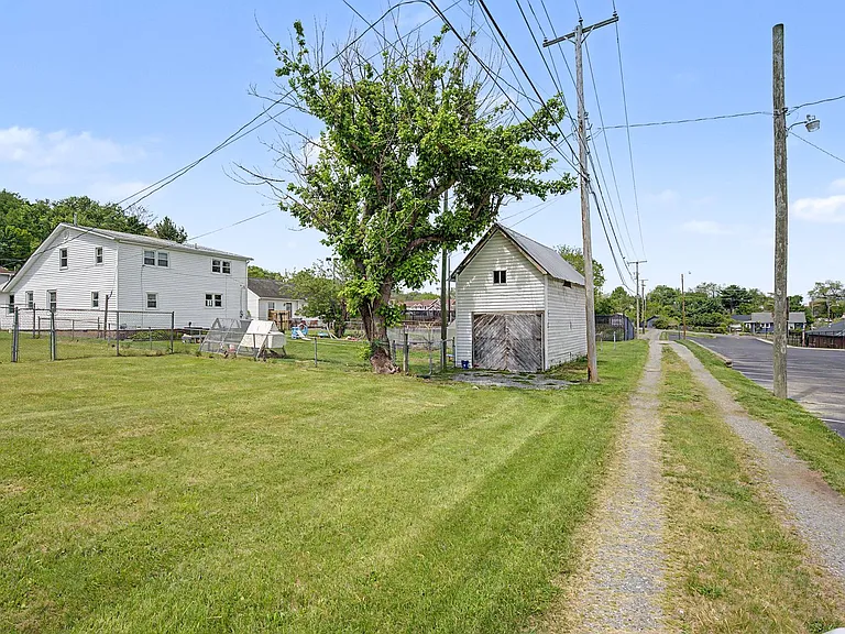 314 Clement St — Photo 12