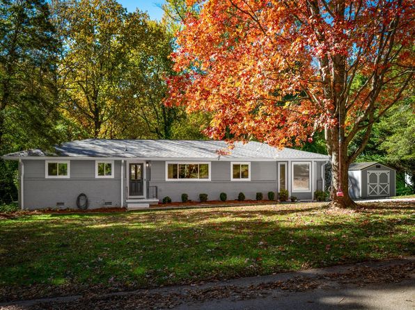 710 Danbury Dr