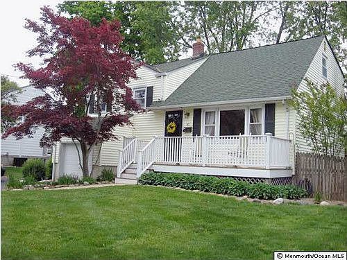 1st image of 65 Spruce Dr