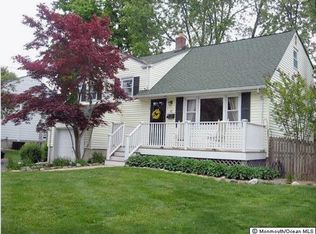 65 Spruce Dr, Shrewsbury, NJ