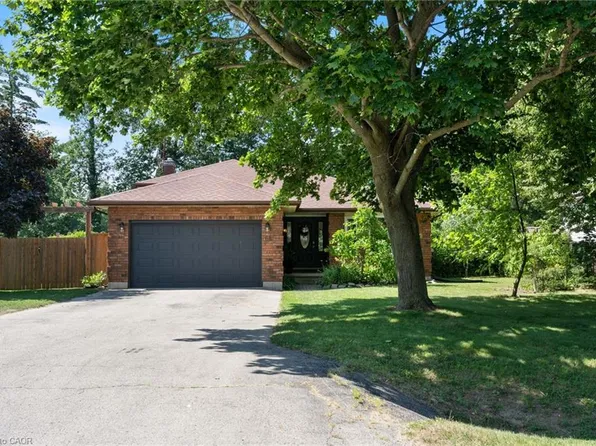 68 Lyndhurst Ave, Norfolk County, ON N3Y 4J9