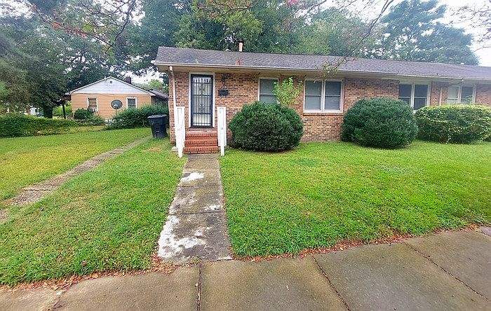1st image of 374 Carver Cir
